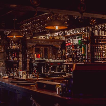 The George Hotel إنفيراري المظهر الخارجي الصورة