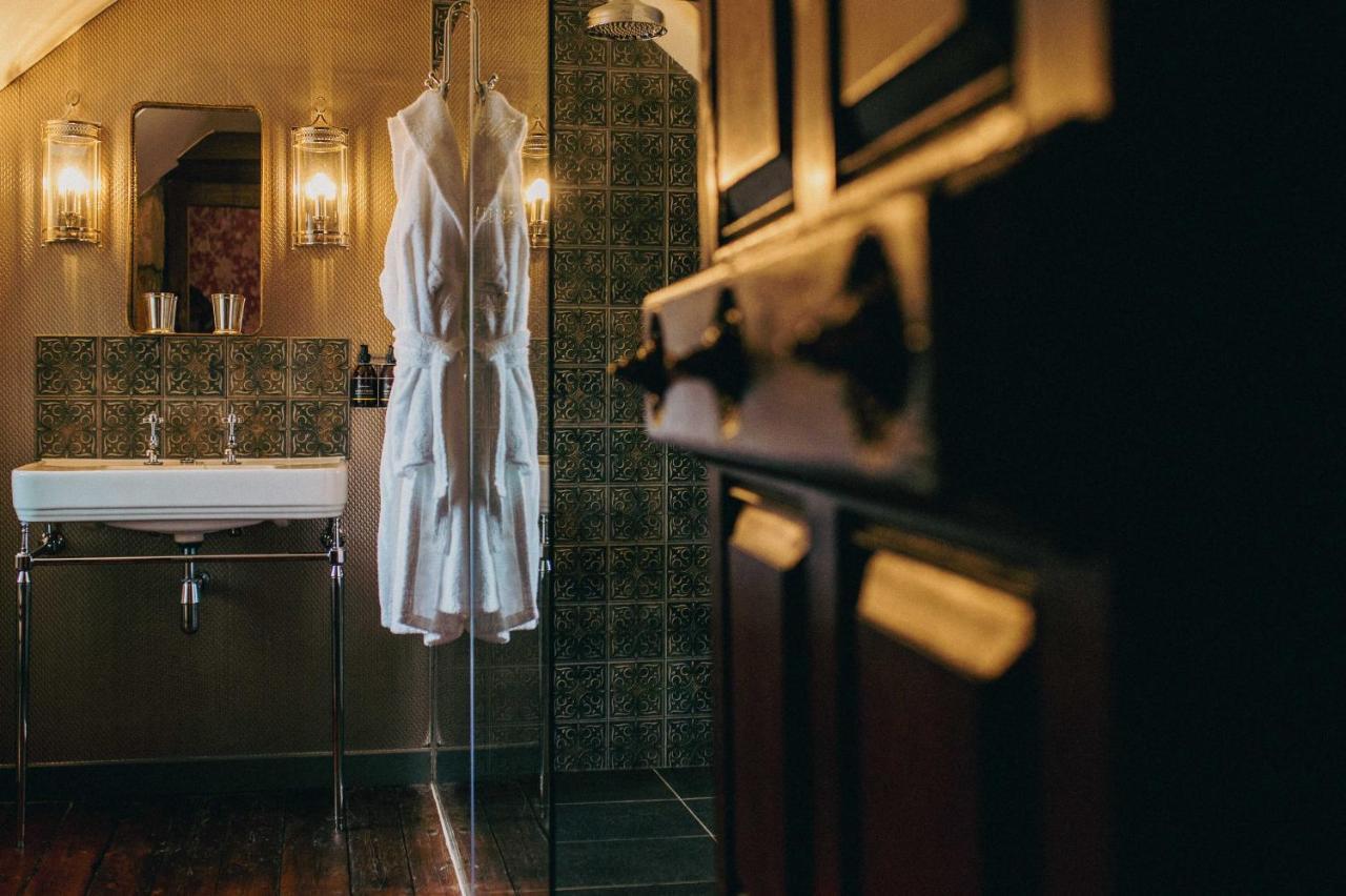 The George Hotel إنفيراري المظهر الخارجي الصورة
