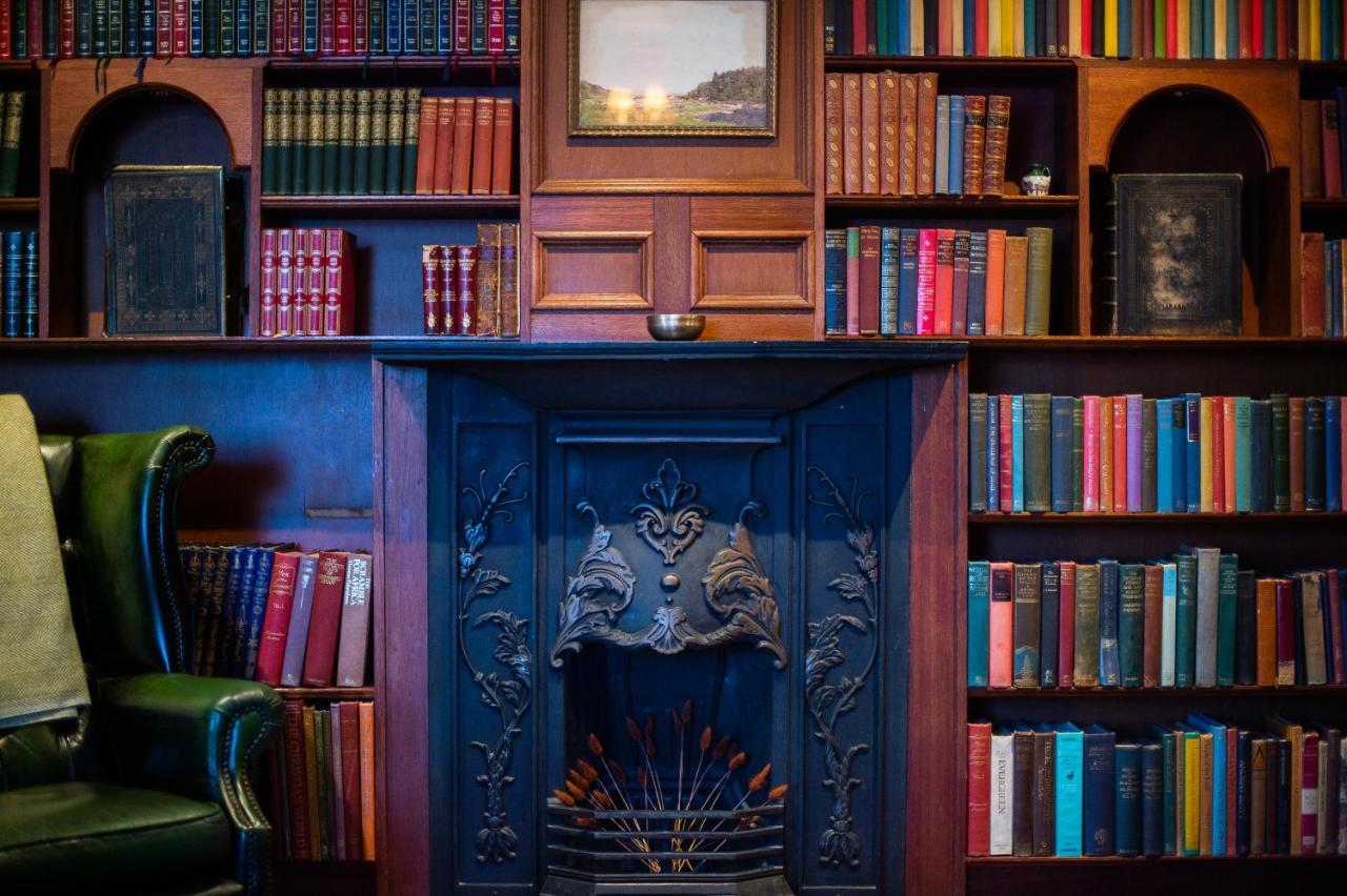 The George Hotel إنفيراري المظهر الخارجي الصورة