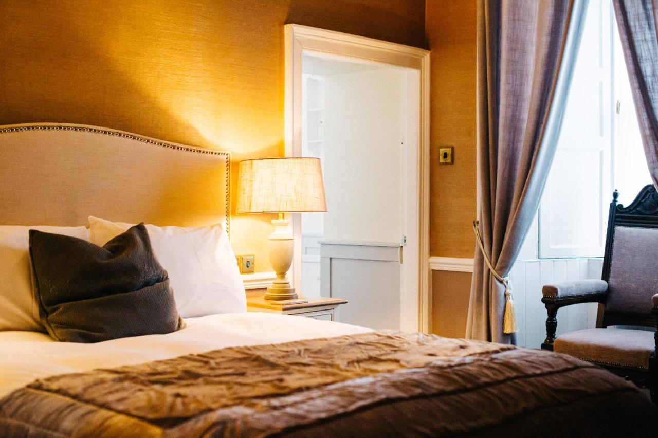 The George Hotel إنفيراري المظهر الخارجي الصورة
